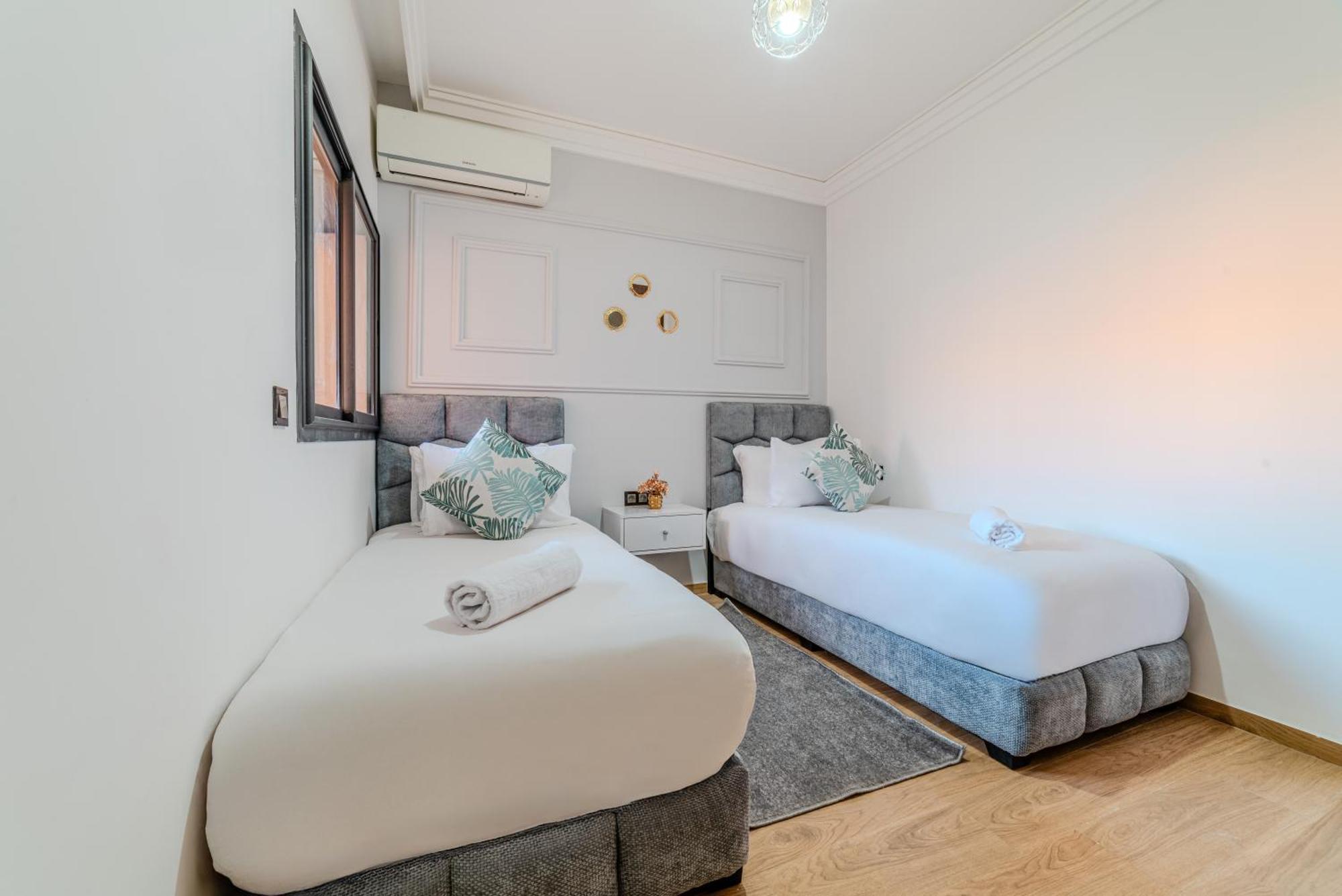 New 2 Min A M-avenue , Swimming Pool , Fibre Optique Wifi , Free Parking Appartement