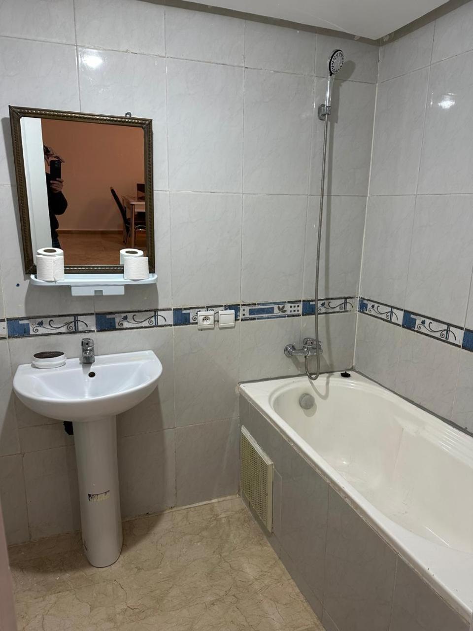 Apartamento Le Hivernage 8-37-44 Face Gare Ctm Et A 10mn De L'aeroport