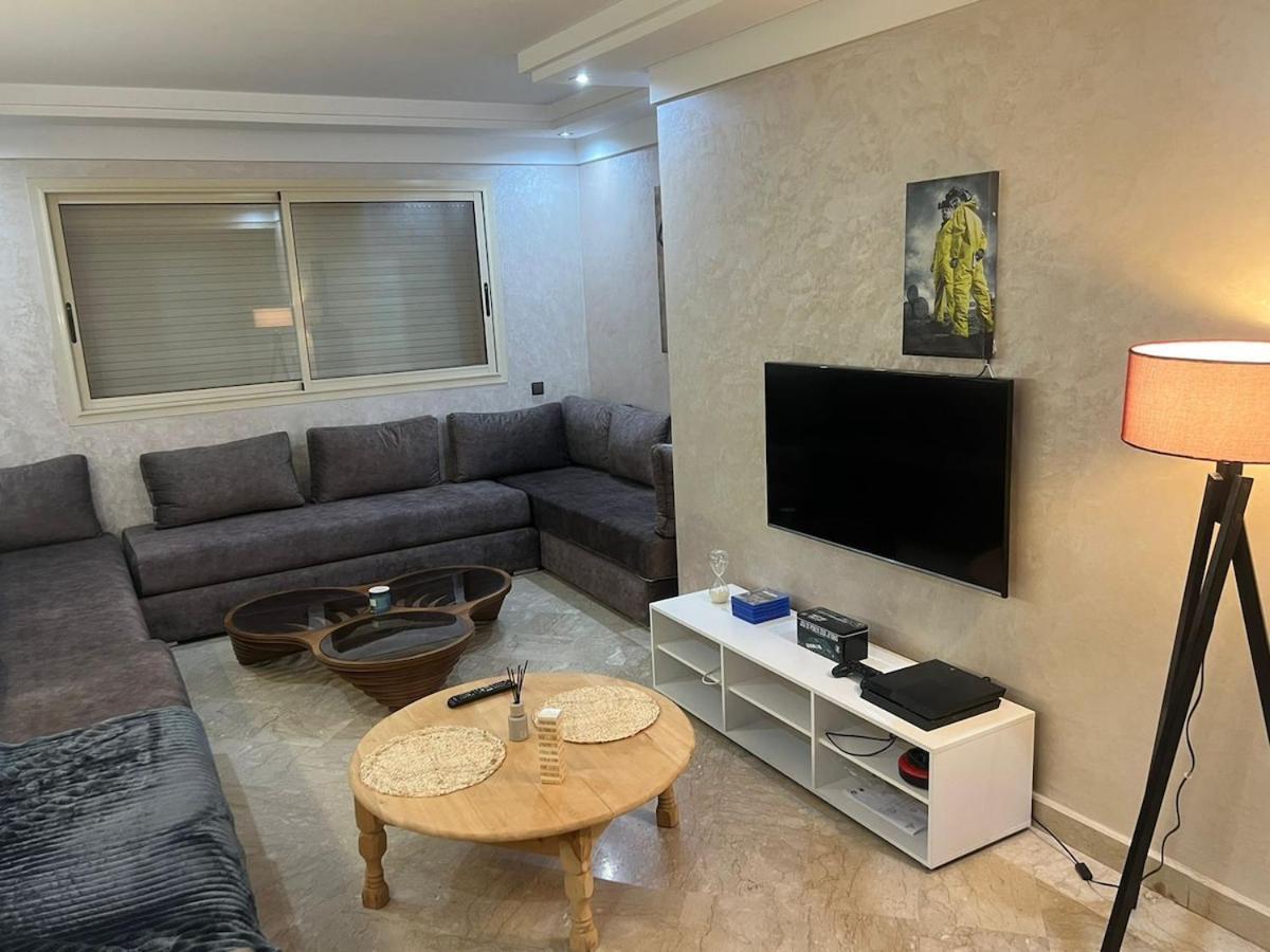 Appartement Charming House With Pool In *