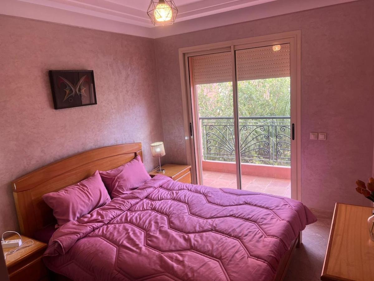 Charming House With Pool In Appartement