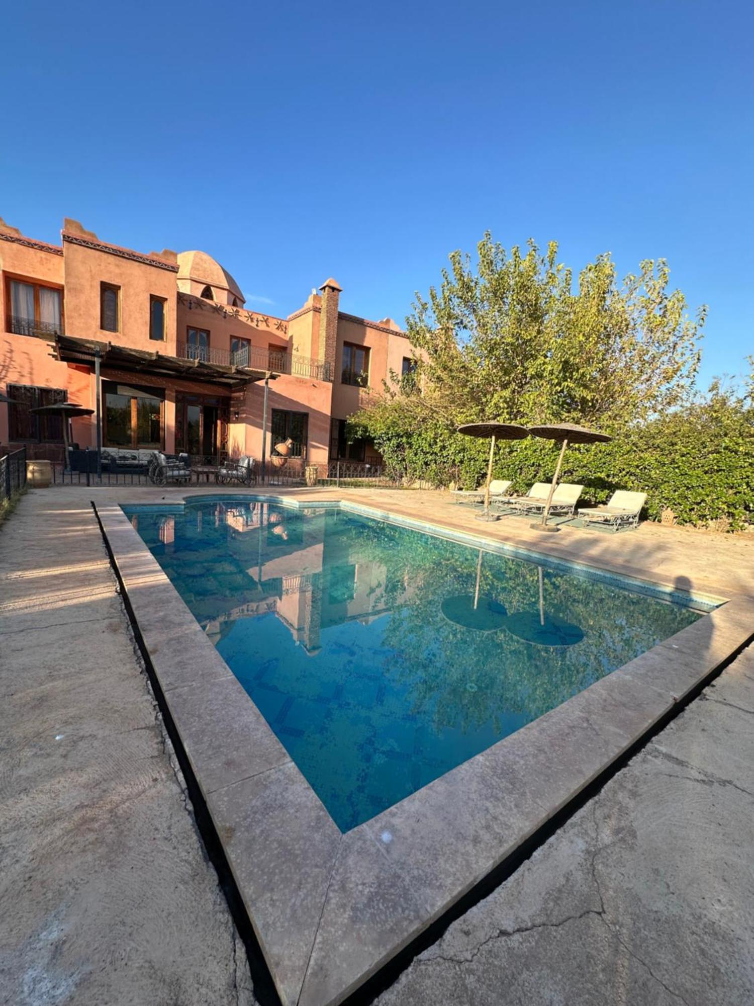 Villa Magnifique Riad, Elegance Et Charme Authentique A Marrakech