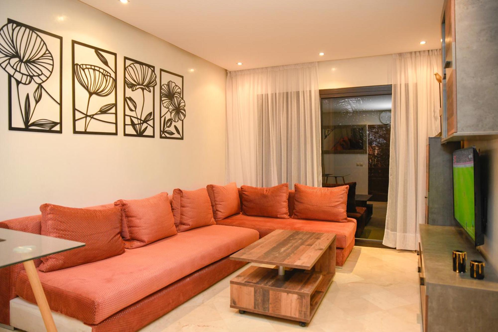 Chic & Modern In Center - Pool, Iptv & Comfort Appartement *