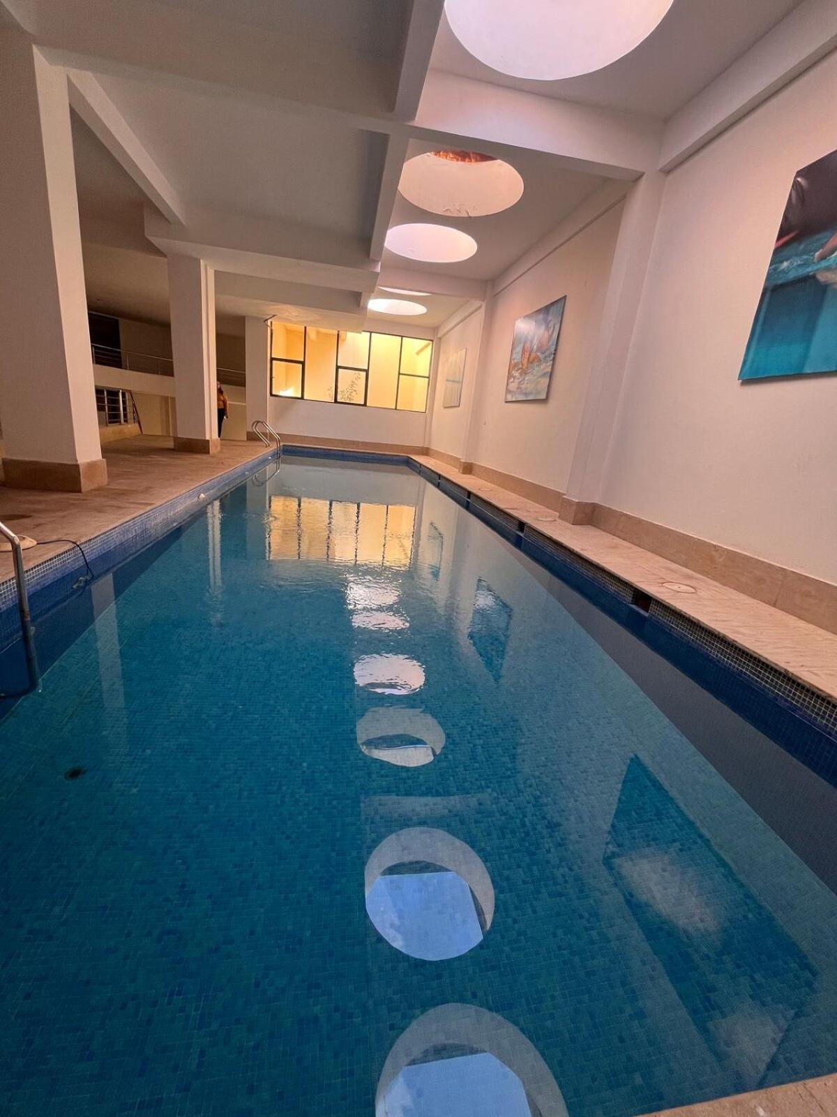 1 Avec Climatisation, Salle De Sport, Piscine Et Wi-fi A Gueliz Marrakesh