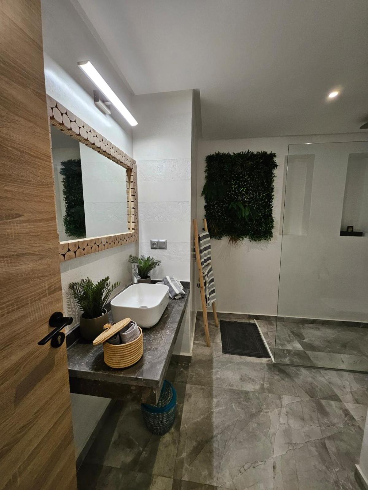 Duplex Neuf Hivernage Marrakech For 2 To 4 People