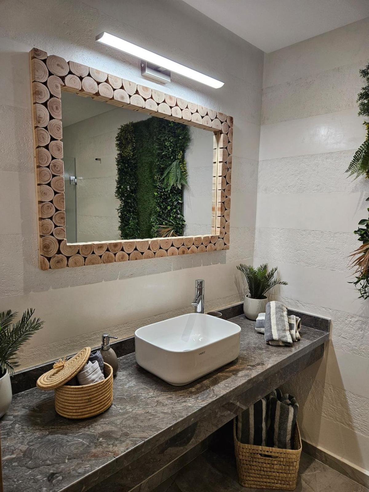Duplex Neuf Hivernage Marrakech For 2 To 4 People *