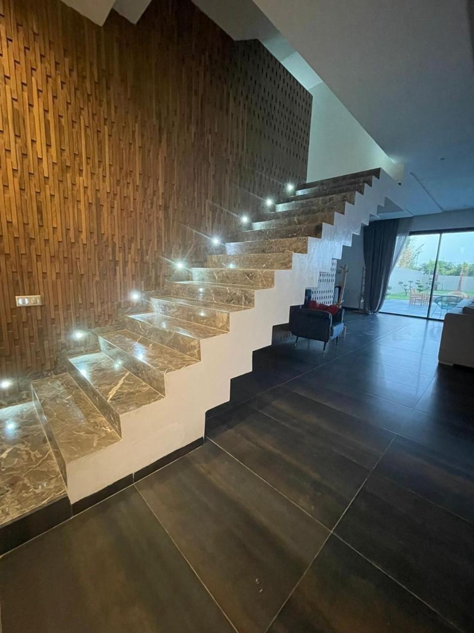Grenadier Villa *
