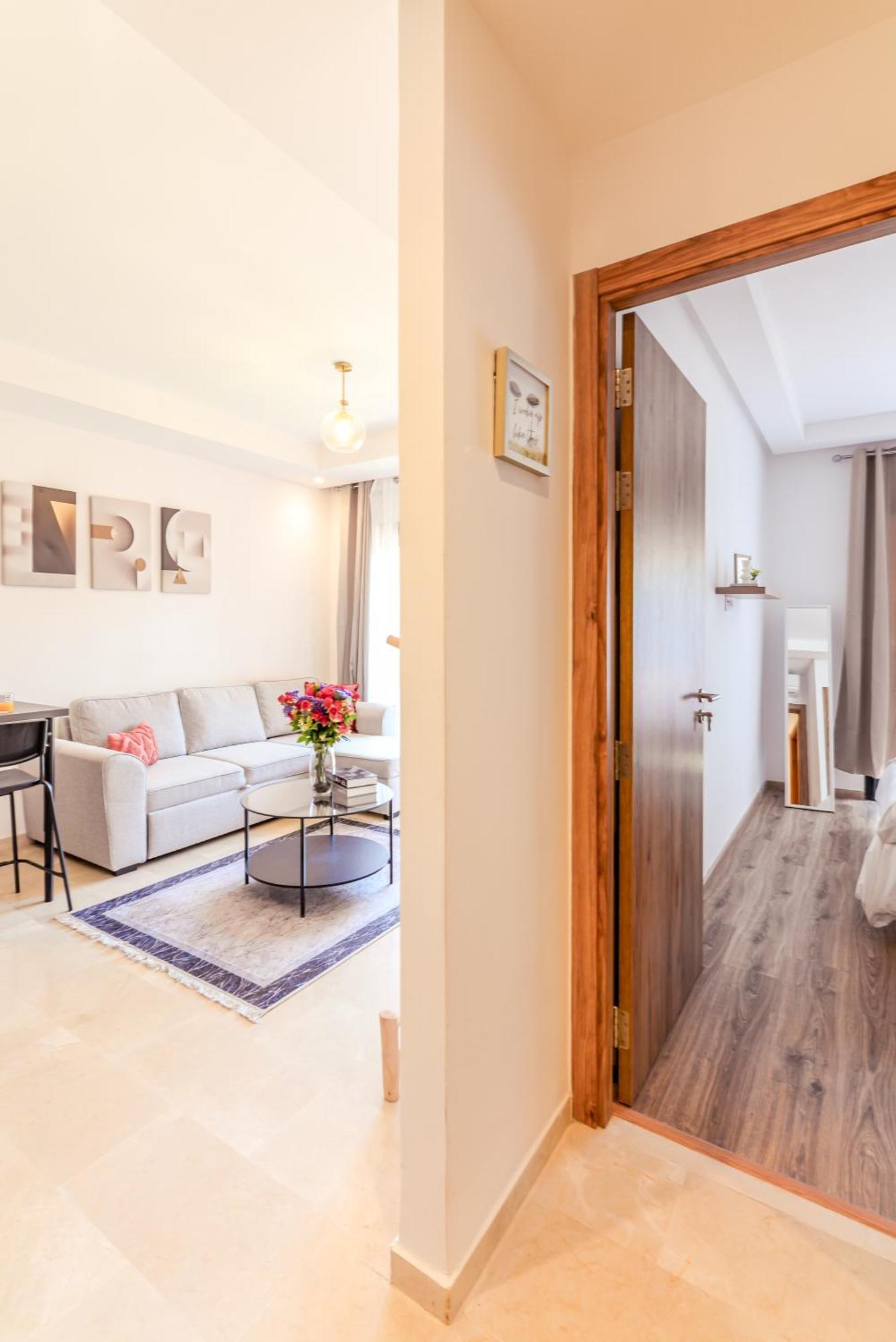 Lina Cosy - Clim, Wifi, Jardin A 10min De L'aeroport Apartment