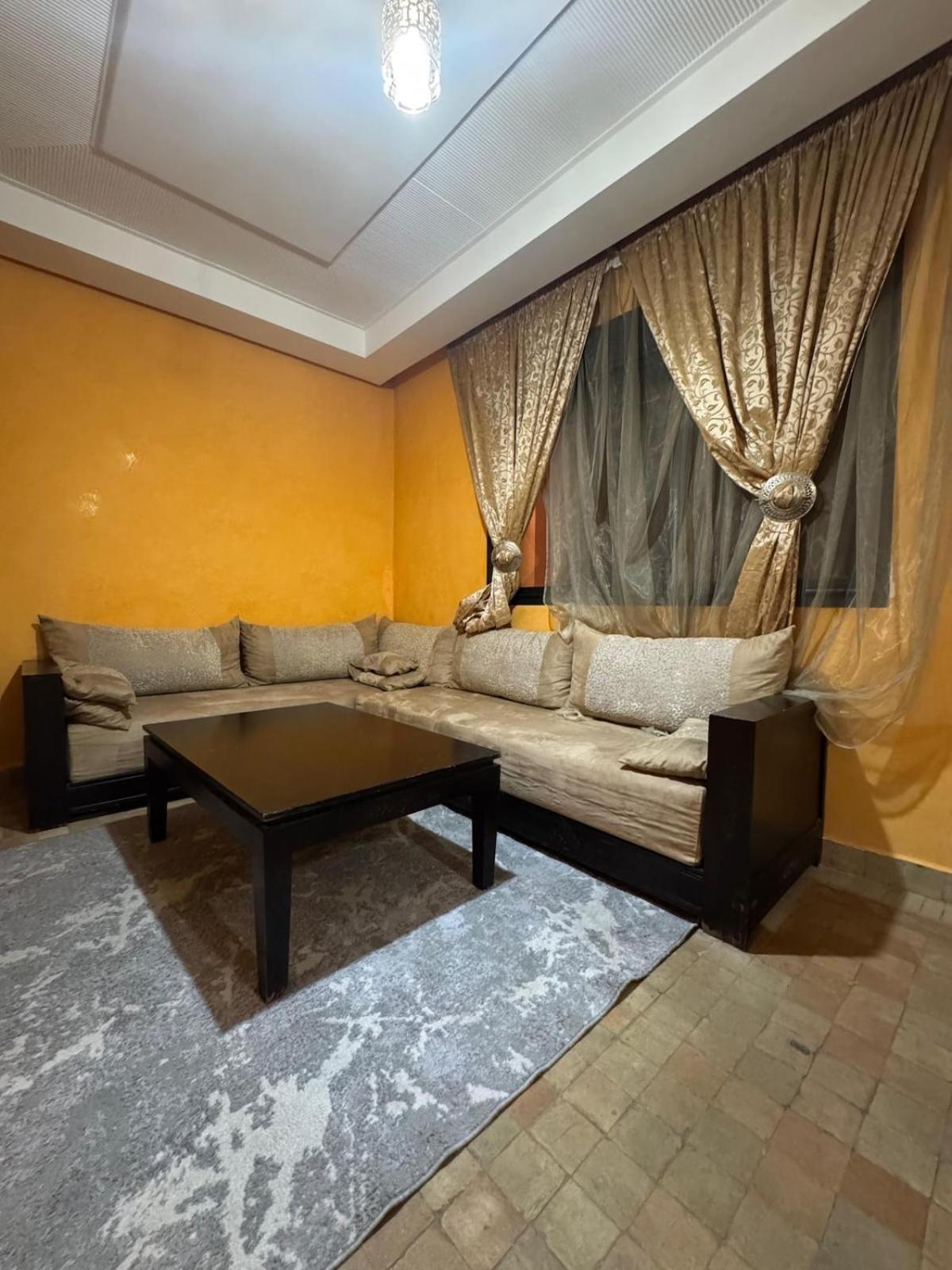 Elegance With 5 Swimming Pool For Family *