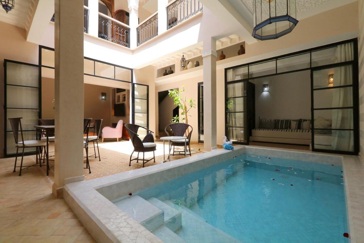 Lytes Breakfast Pool Comfort Private Villa *