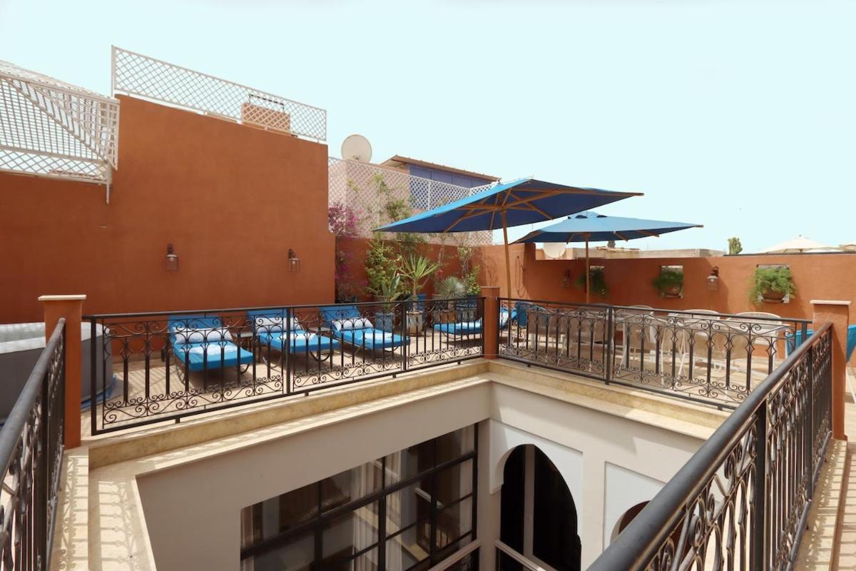 Lytes Breakfast Pool Comfort Private