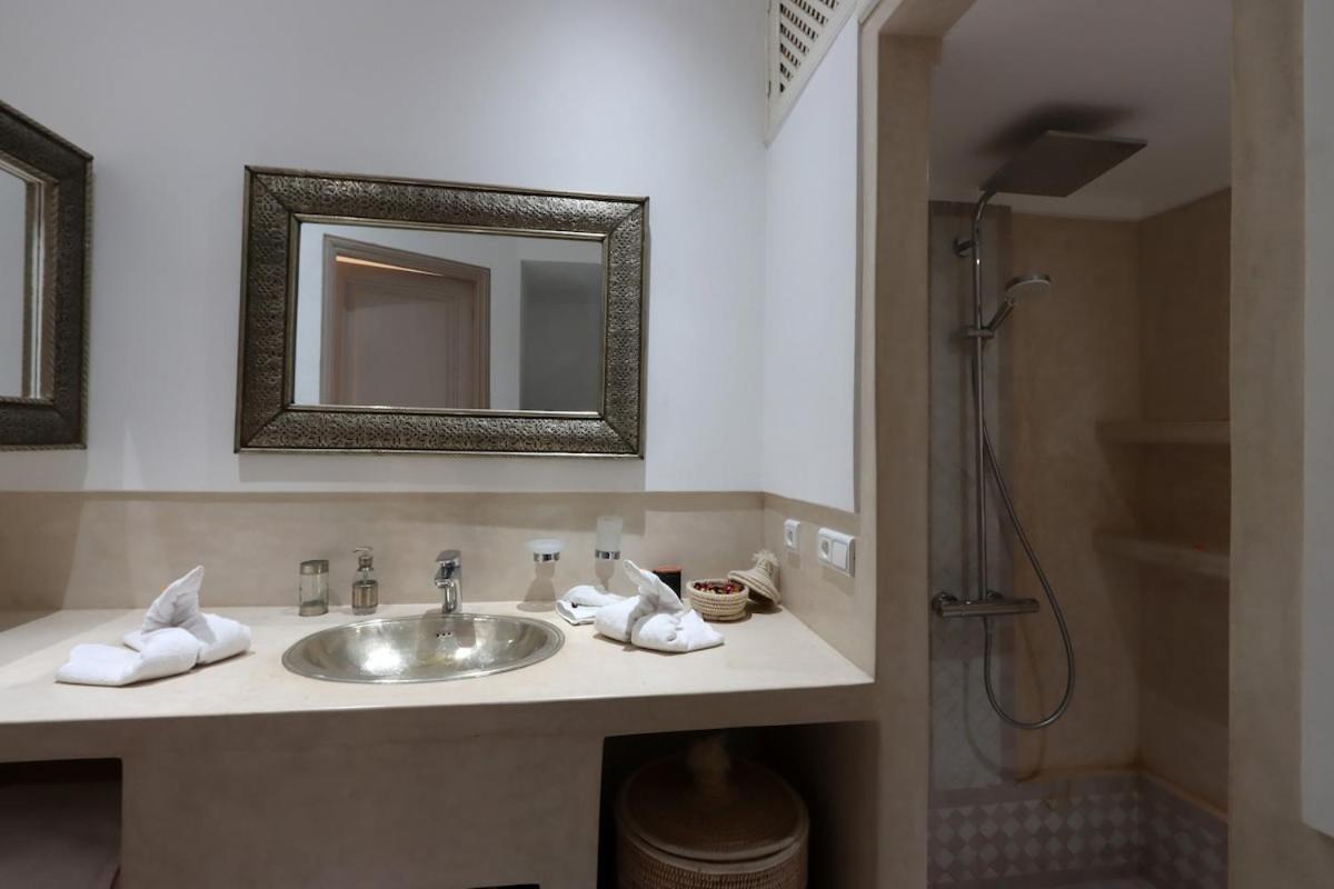 Lytes Breakfast Pool Comfort Private Marrakesh