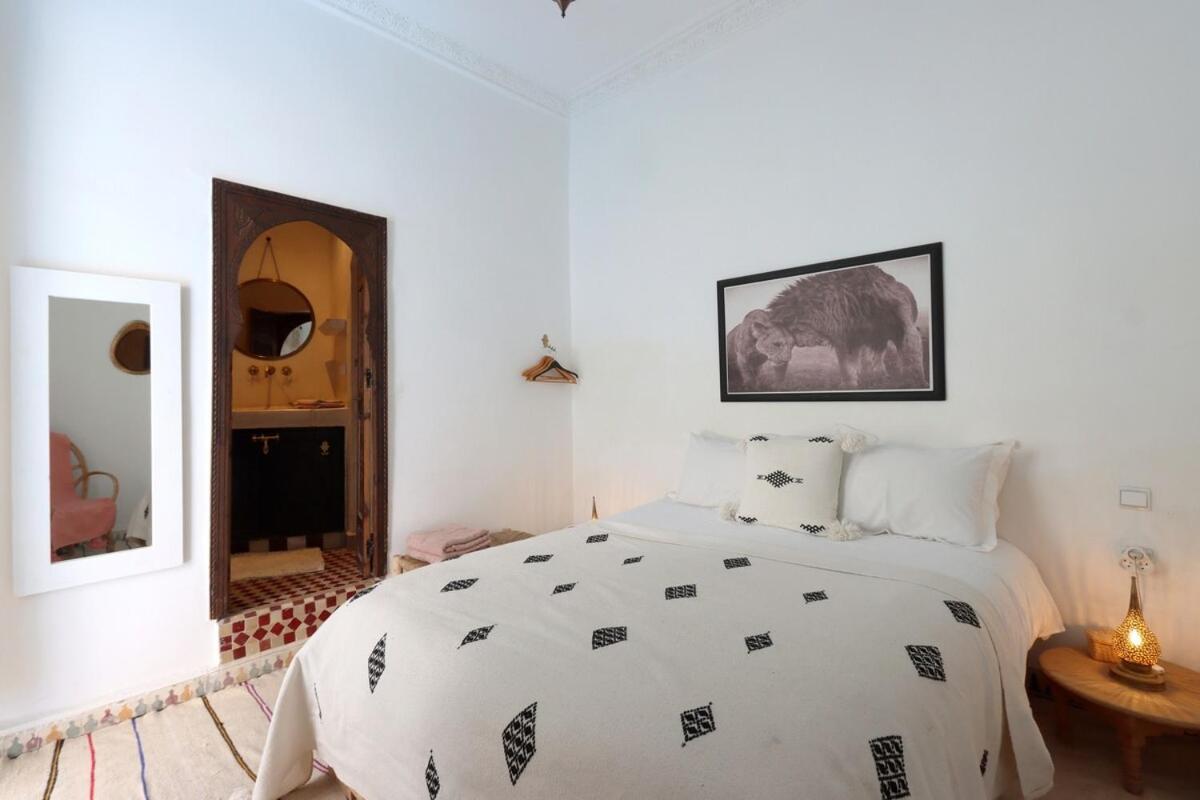 La Girafe Blanche De Marrakech Villa Marrakesh