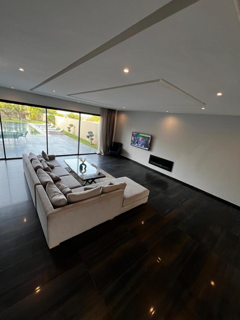 Grenadier Golf Villa *