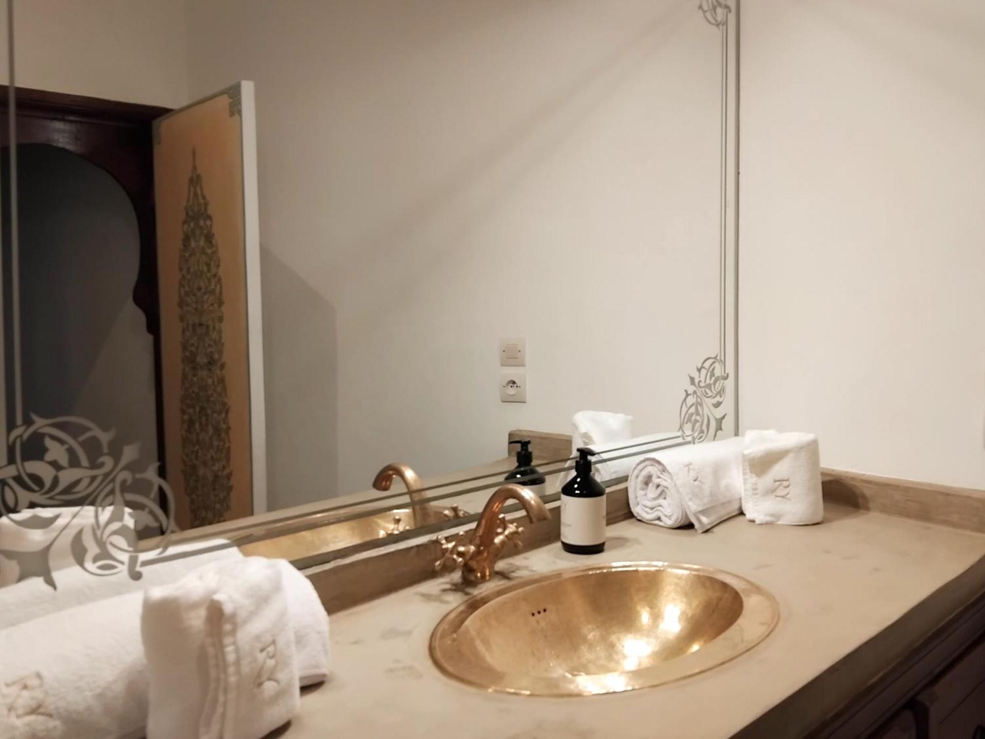 Bed & Breakfast Yakimour 3*