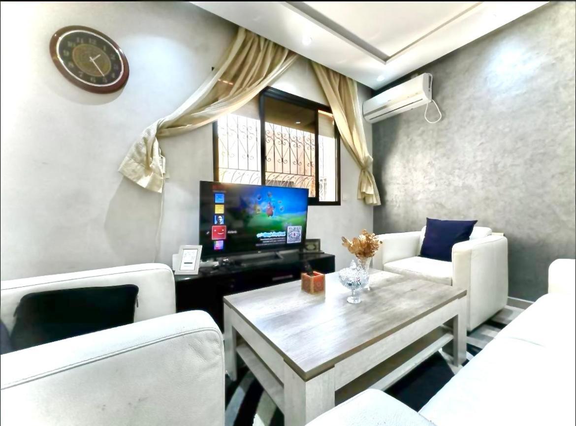 Modern Stay,fully Equipped Appartement