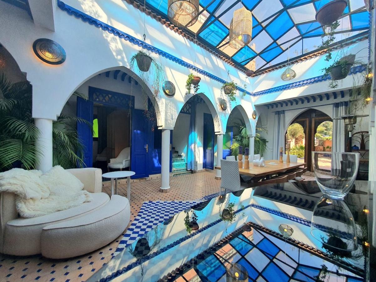 Family Pool Sauna And Hammam