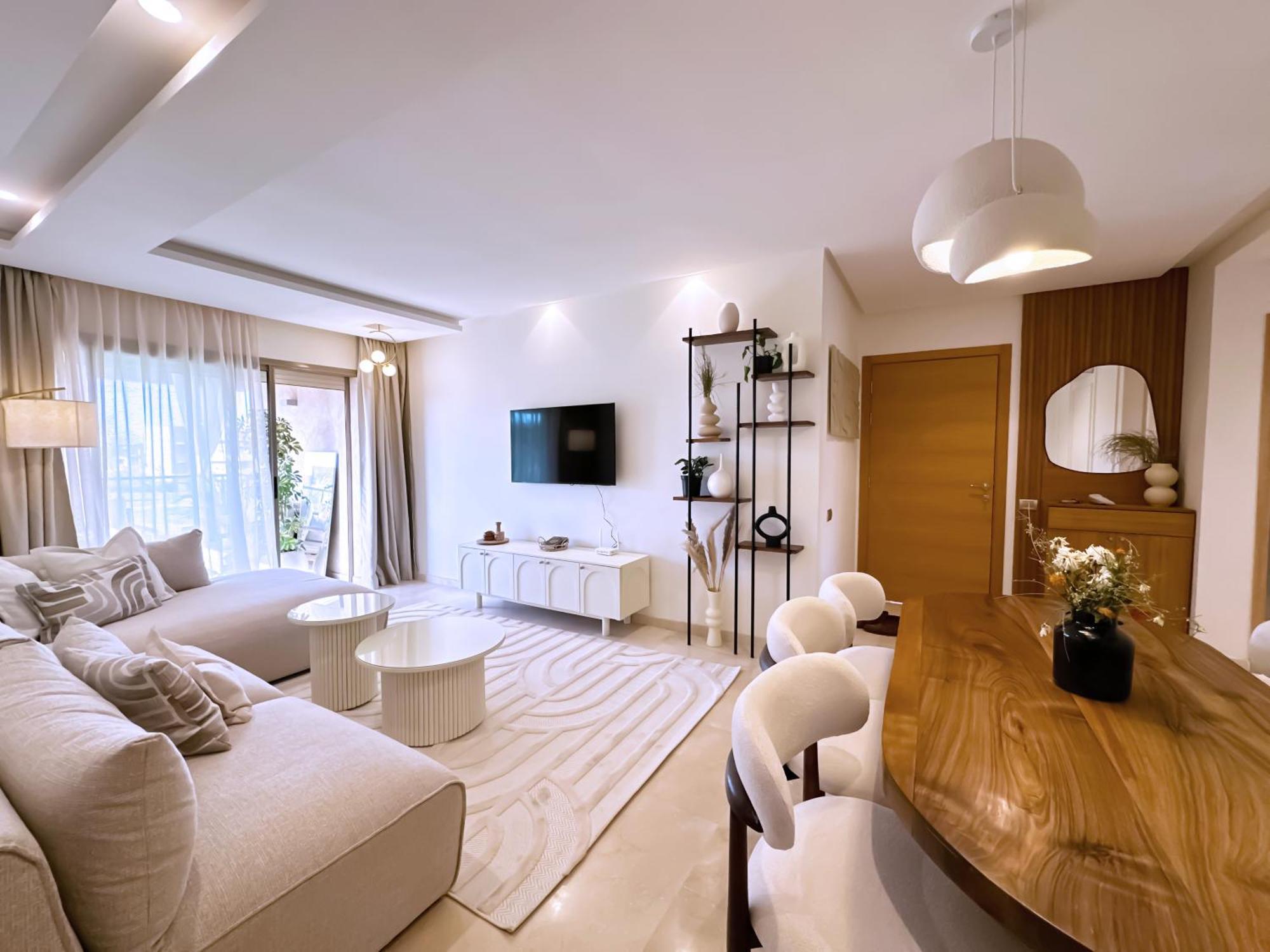 Luxurious, Modern & Cosy In Prestigia, Golf, Pool & View *