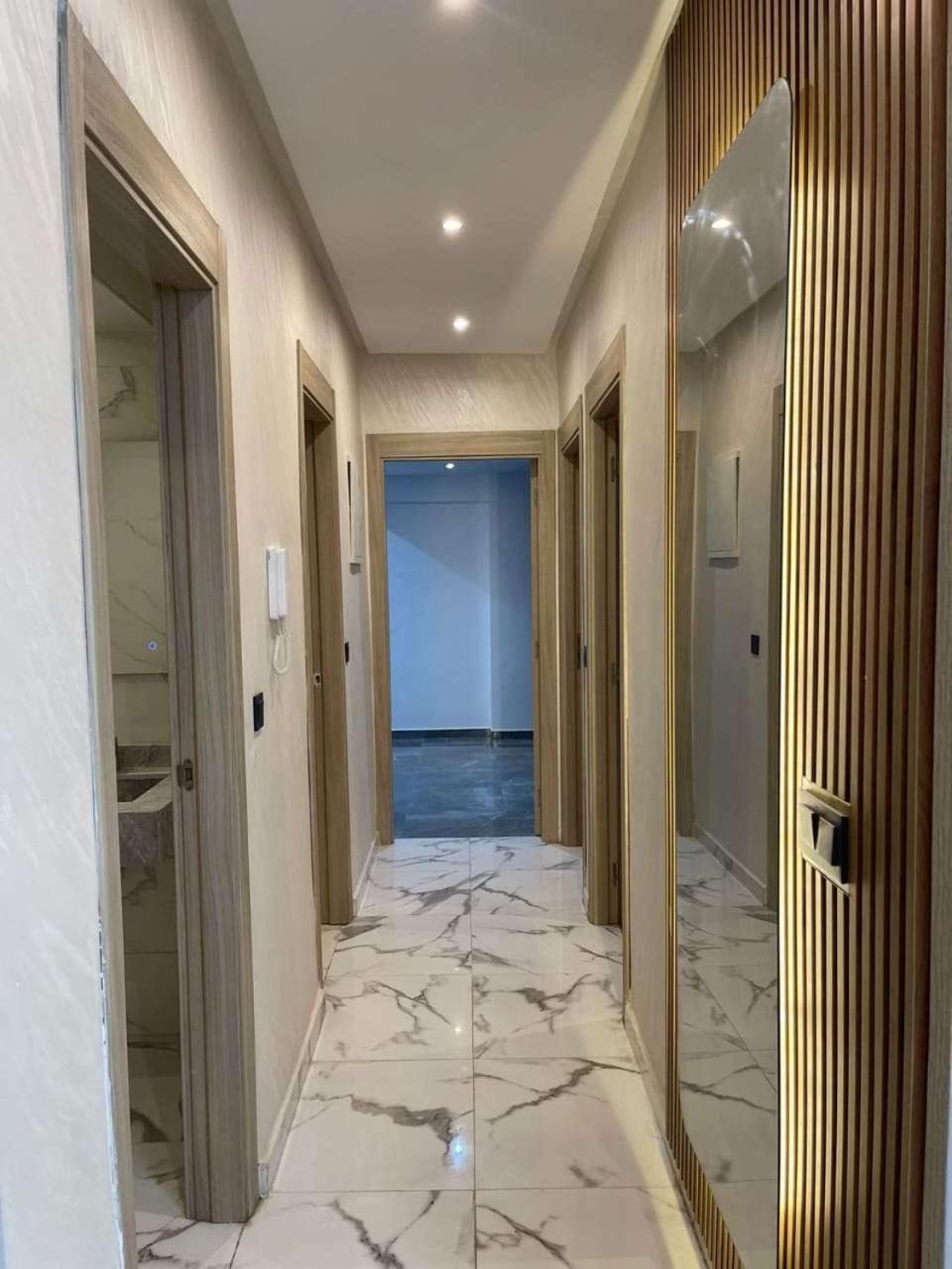 2 Avec Piscine *
