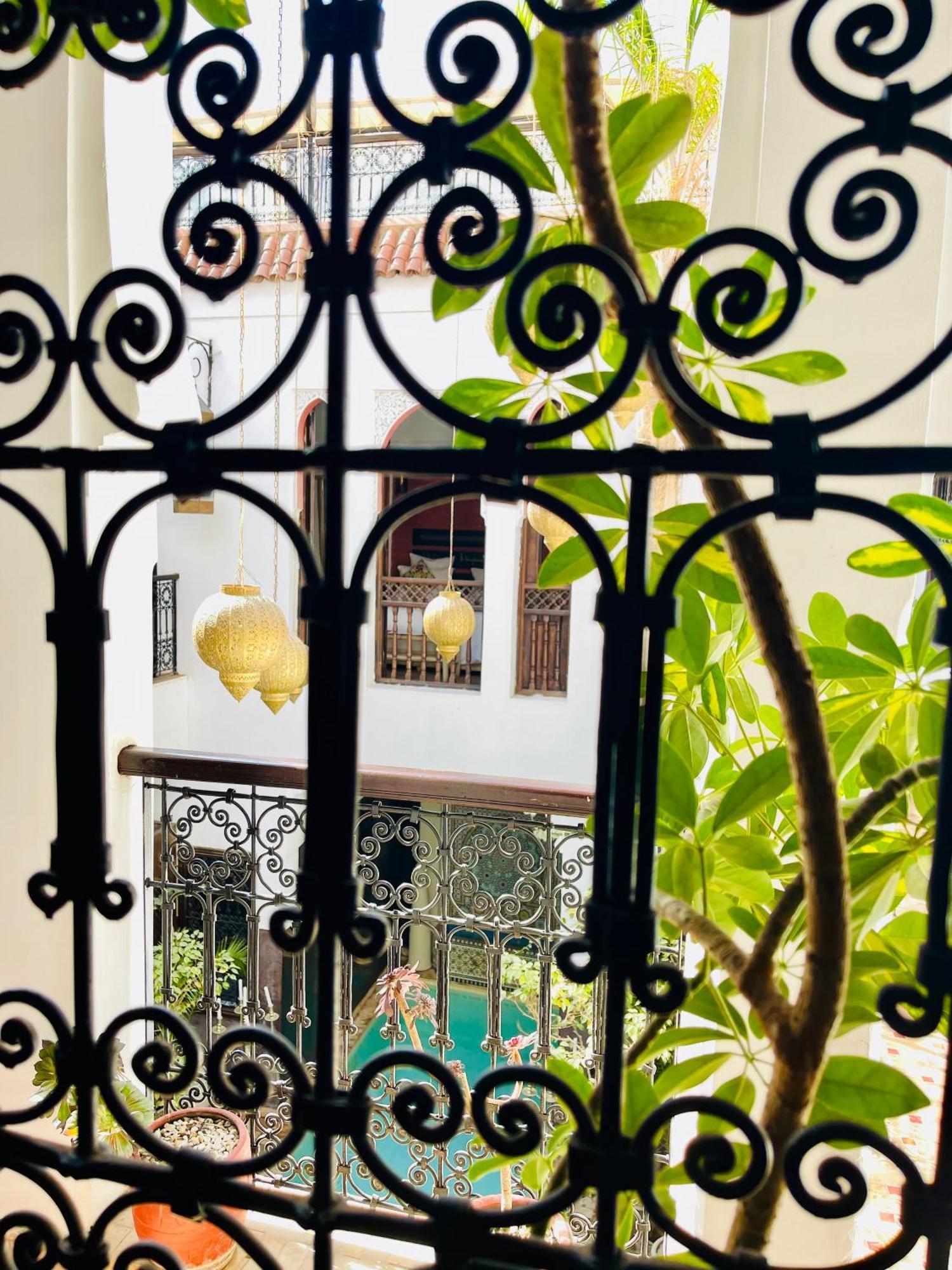 Riad La Porte Rouge By La Siredrah 4*
