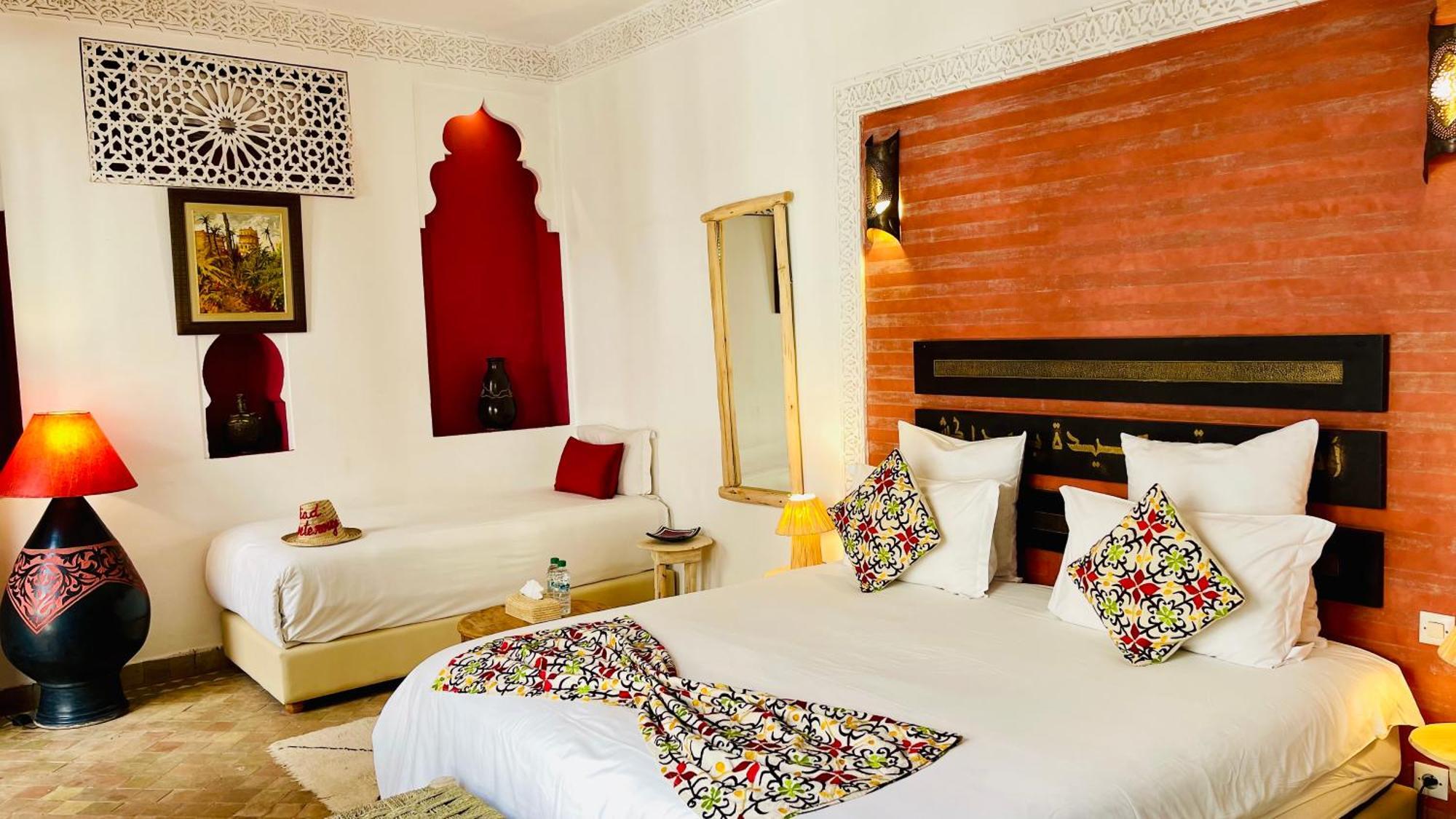 Riad La Porte Rouge By La Siredrah 4*