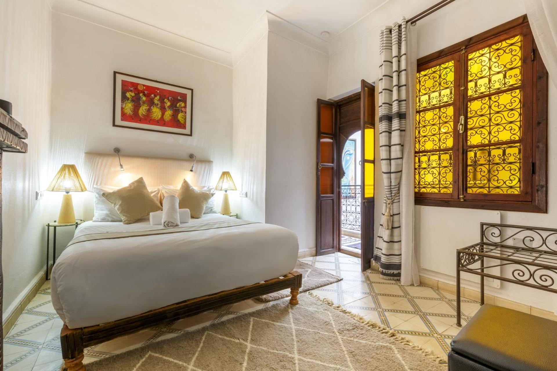 Dar Khmissa & Maison d'hôtes 3*