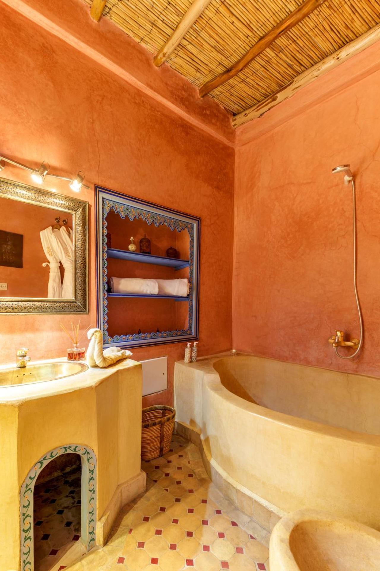 Dar Khmissa & Maison d'hôtes Marrakesh