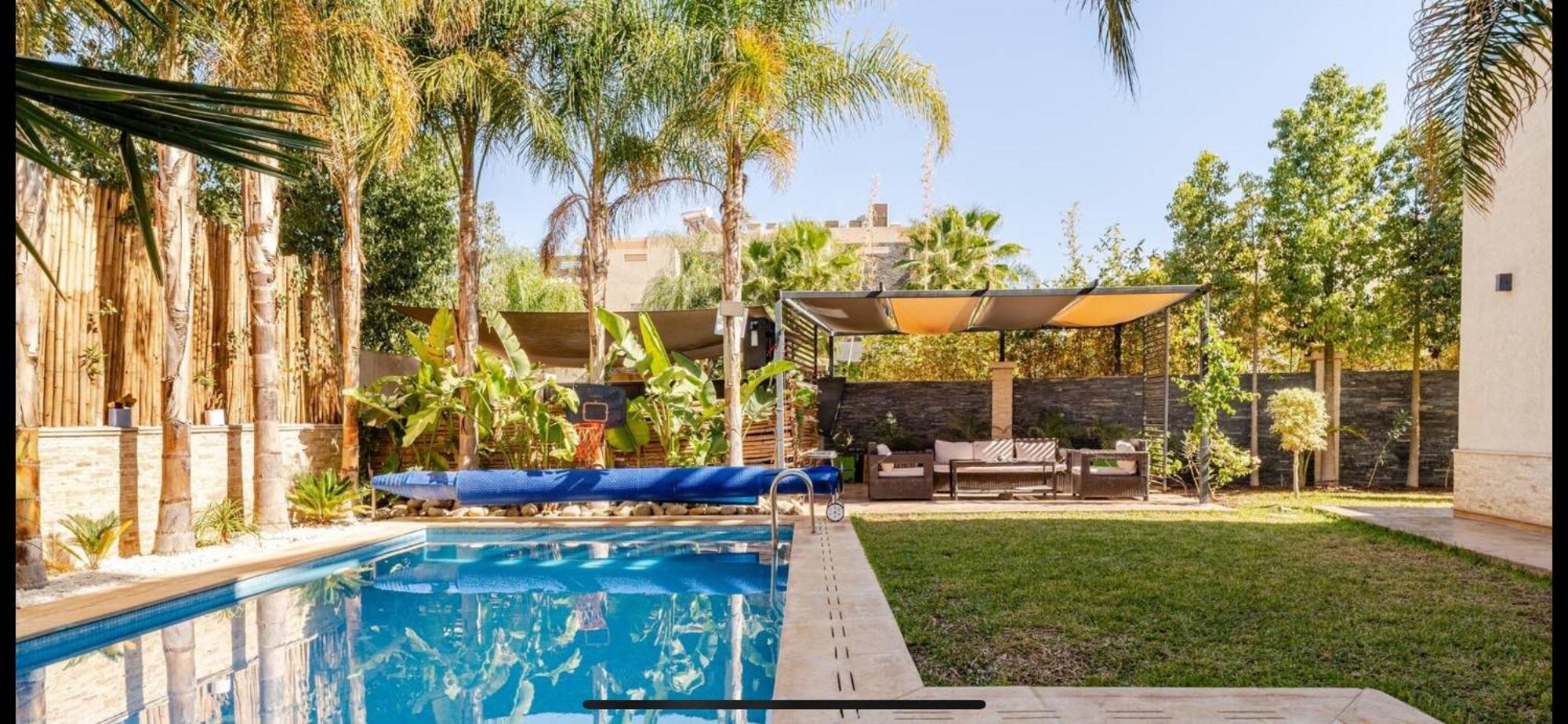 Villa Exotic Vip Family Only -service Chambre,billard,ping-pong,piscine Privee Chauffee Sur Demande
