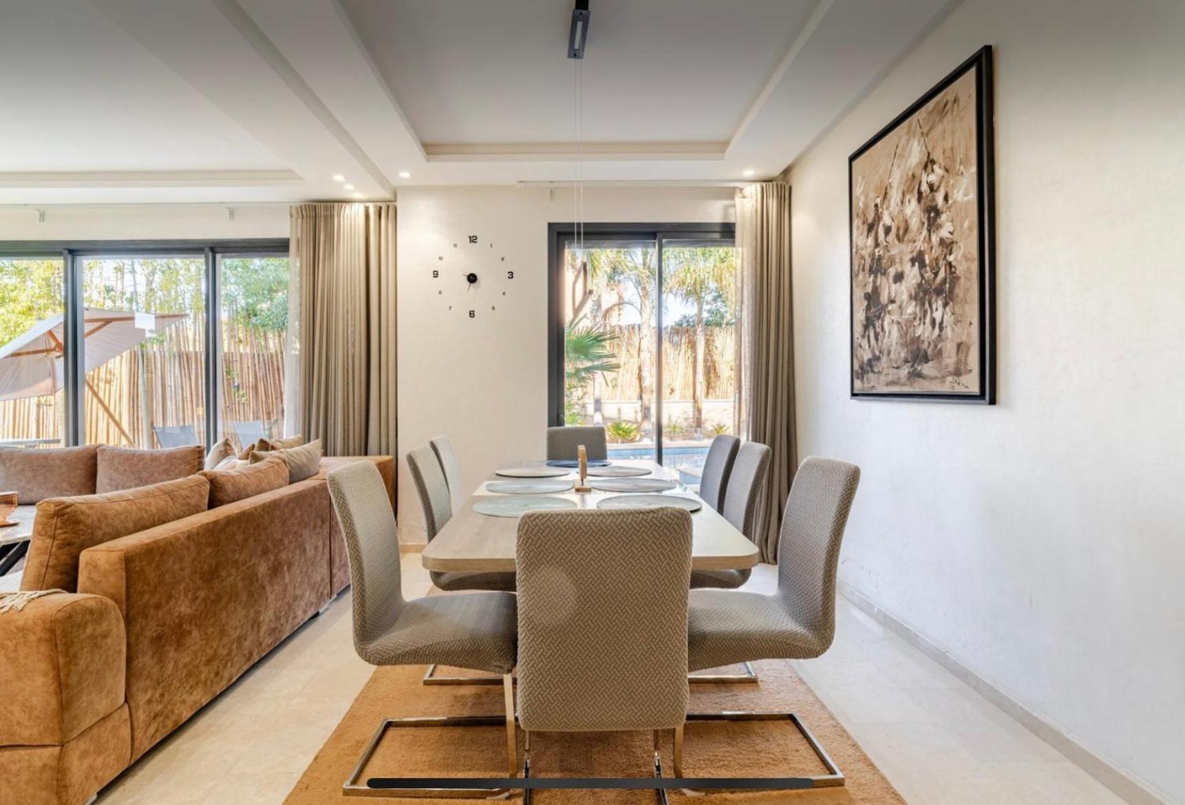 Exotic Vip Family Only -housekeeper ,billard,ping-pong,piscine Privee -chauffee Sur Demande- *