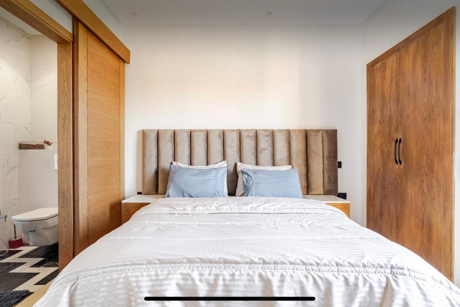Exotic Vip Family Only -service Chambre,billard,ping-pong,piscine Privee Chauffee Sur Demande *