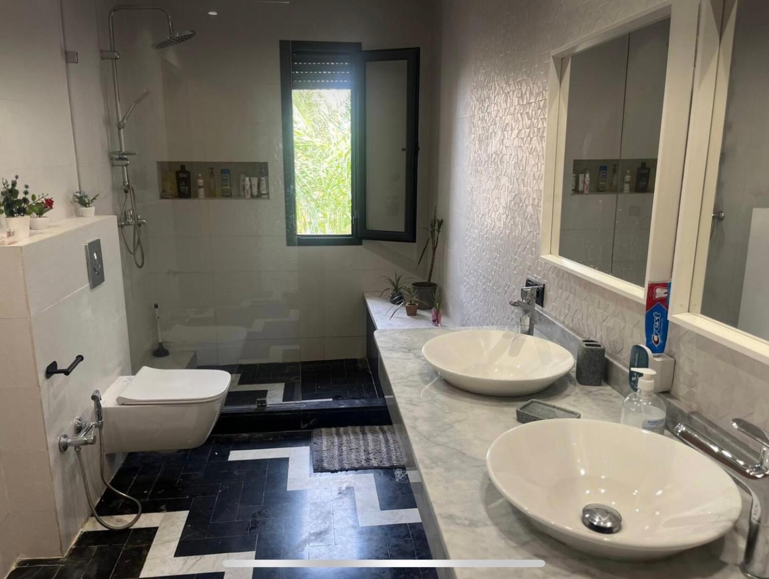Villa Exotic Vip Family Only -service Chambre,billard,ping-pong,piscine Privee Chauffee Sur Demande