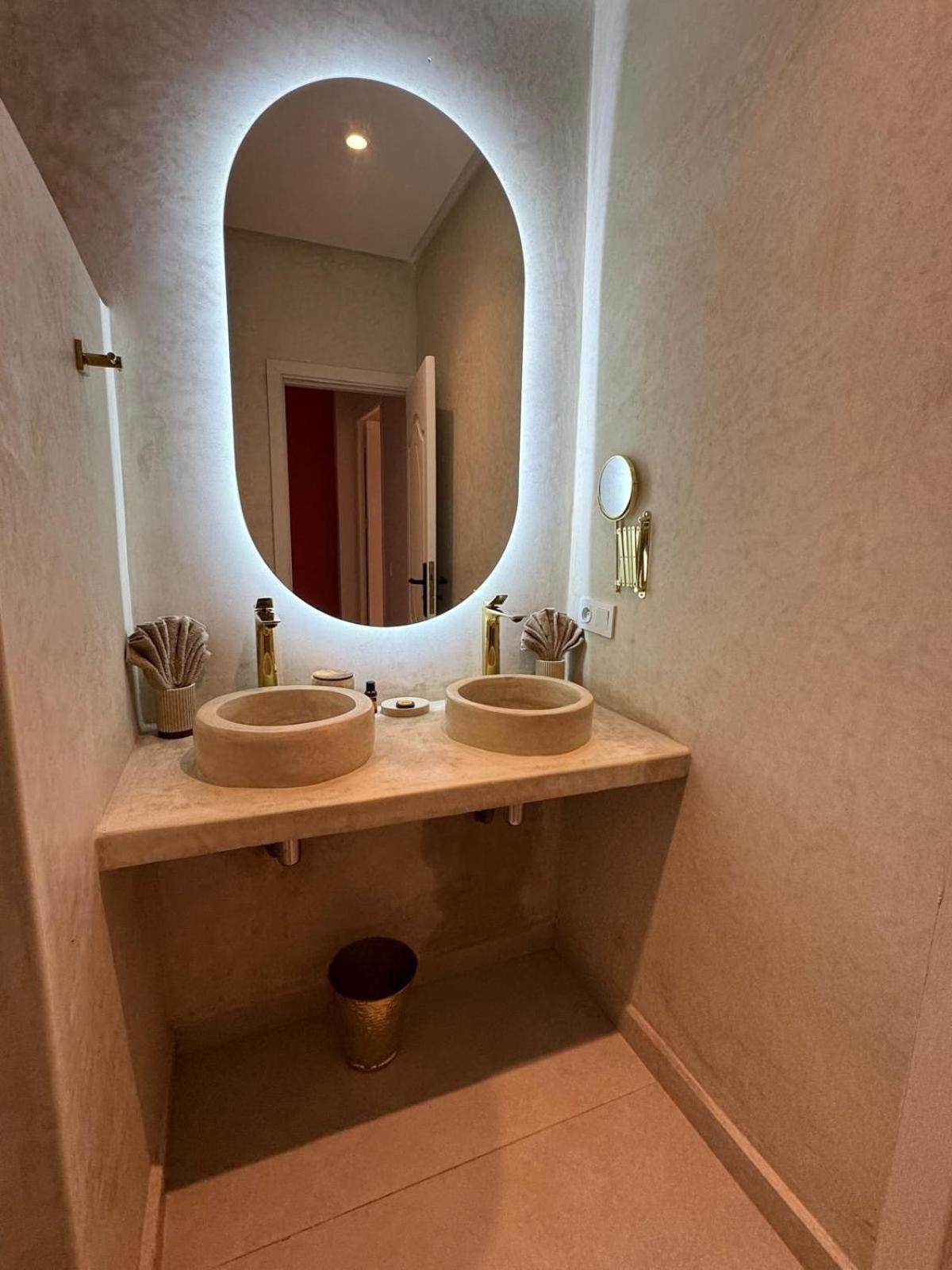Appartement Maison 3 Avec Bassin Chauffee Centre Gueliz Marrakesh