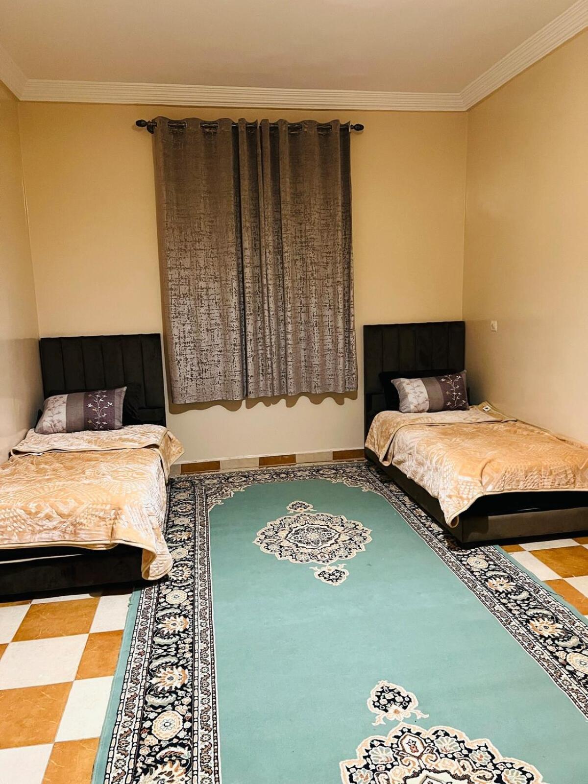 Aeroport, Appartement *