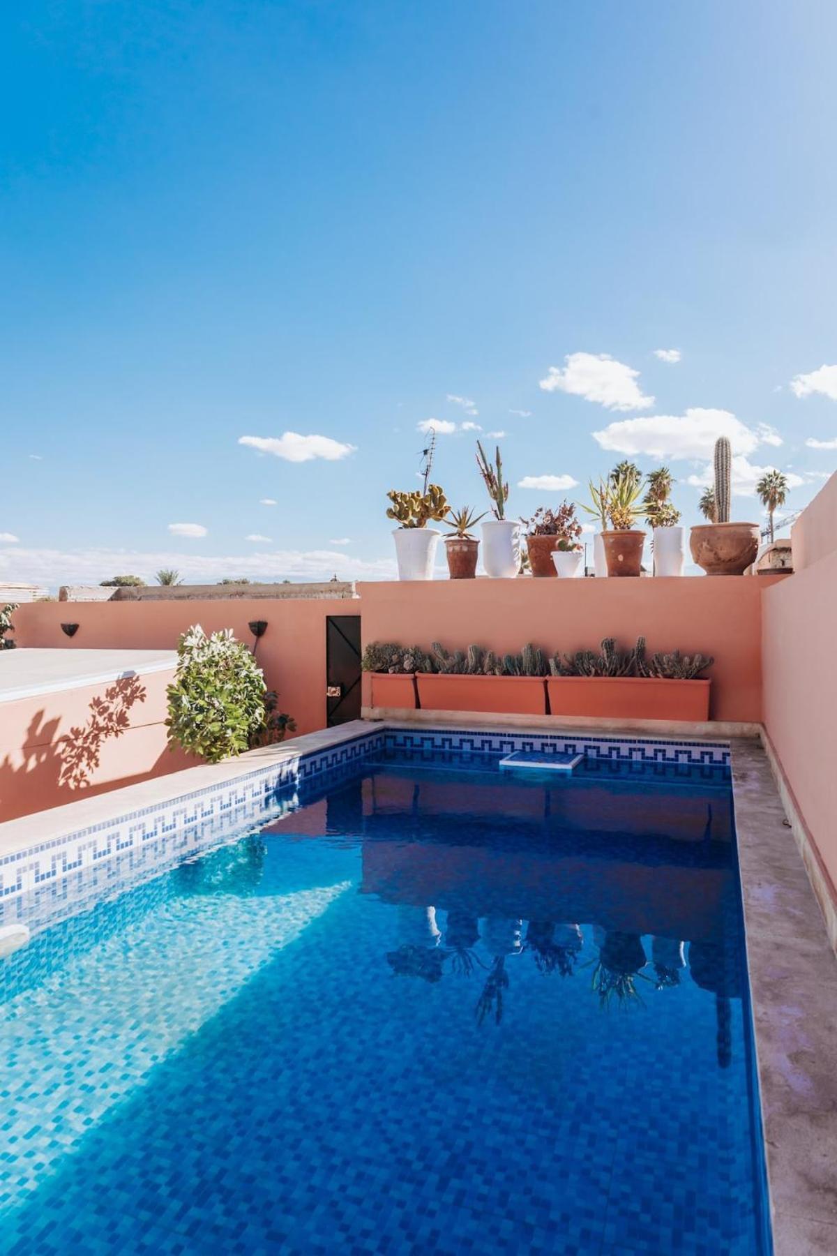 Villa Privatisation, Heated Pool *