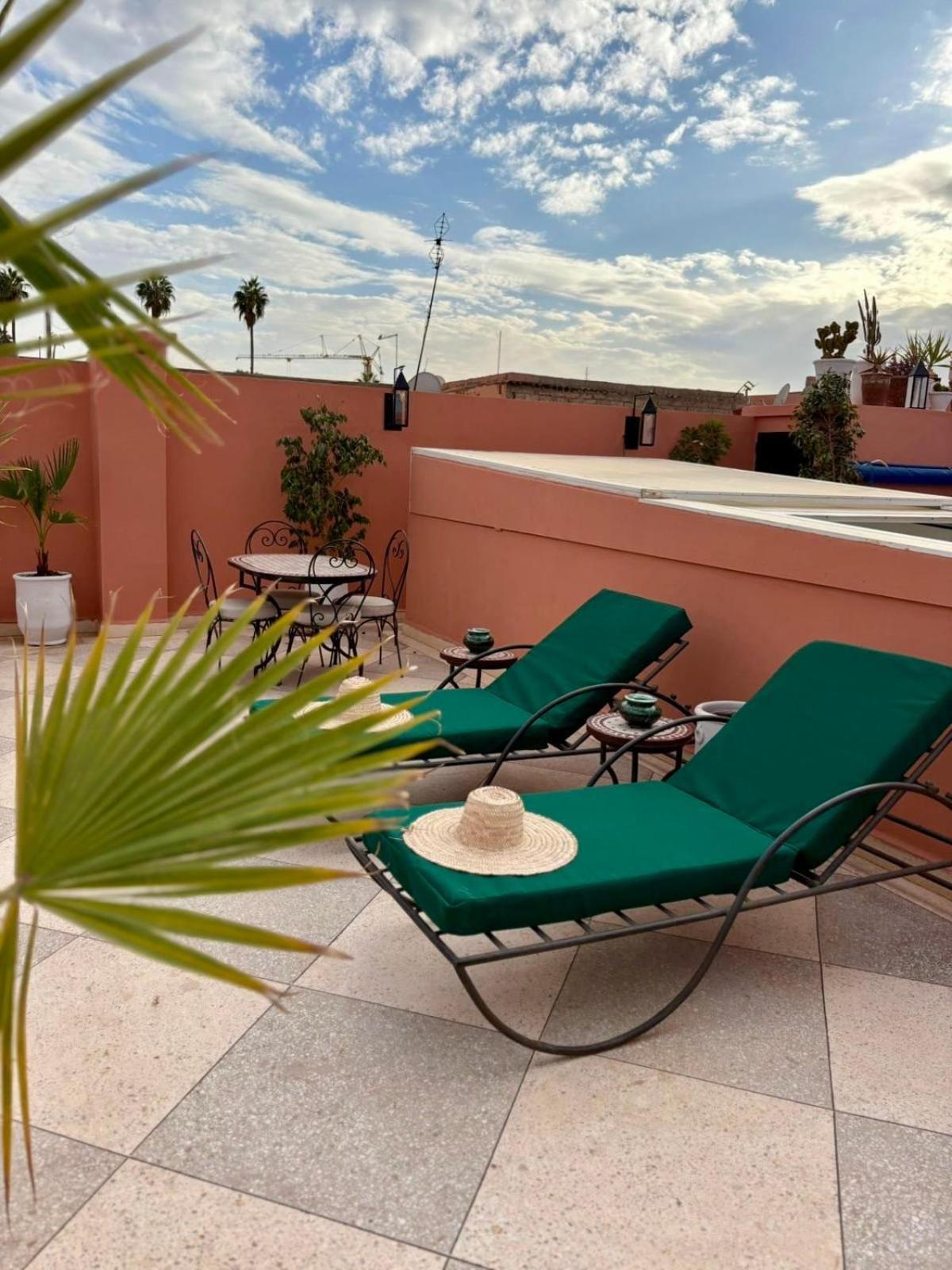 Villa Privatisation, Heated Pool *