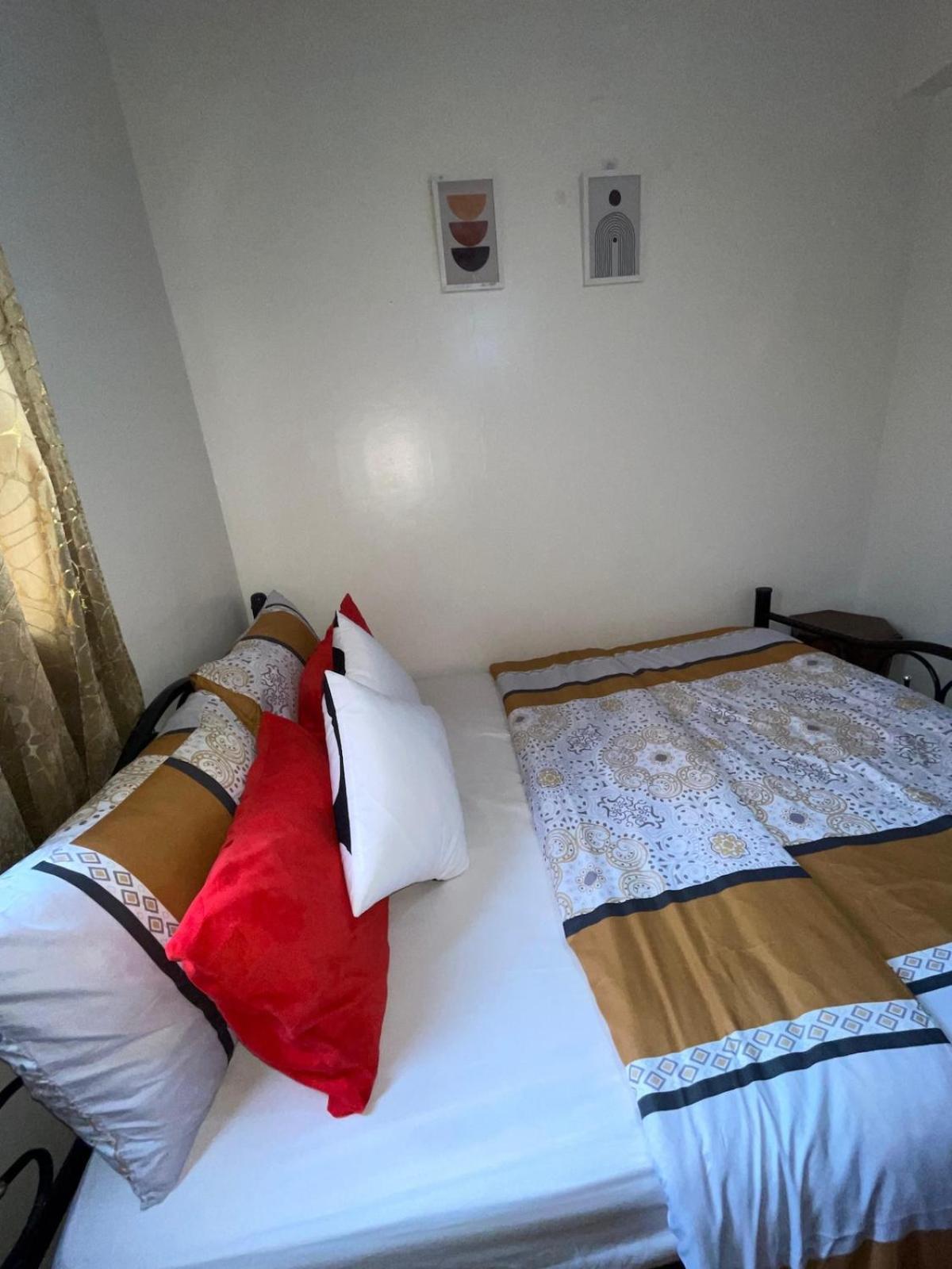Cozy Airport Only 5 Minutes Walk Appartement *