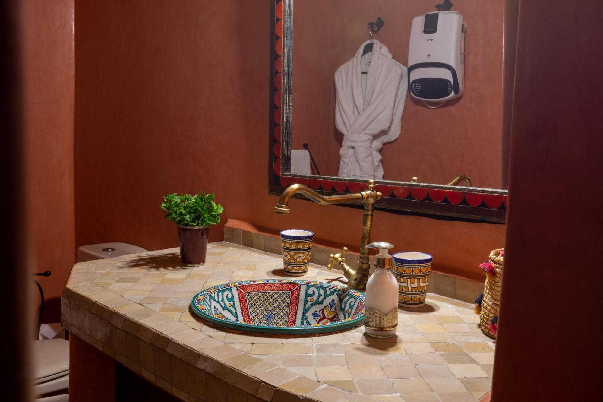 Les Sources Berberes & Marrakesh