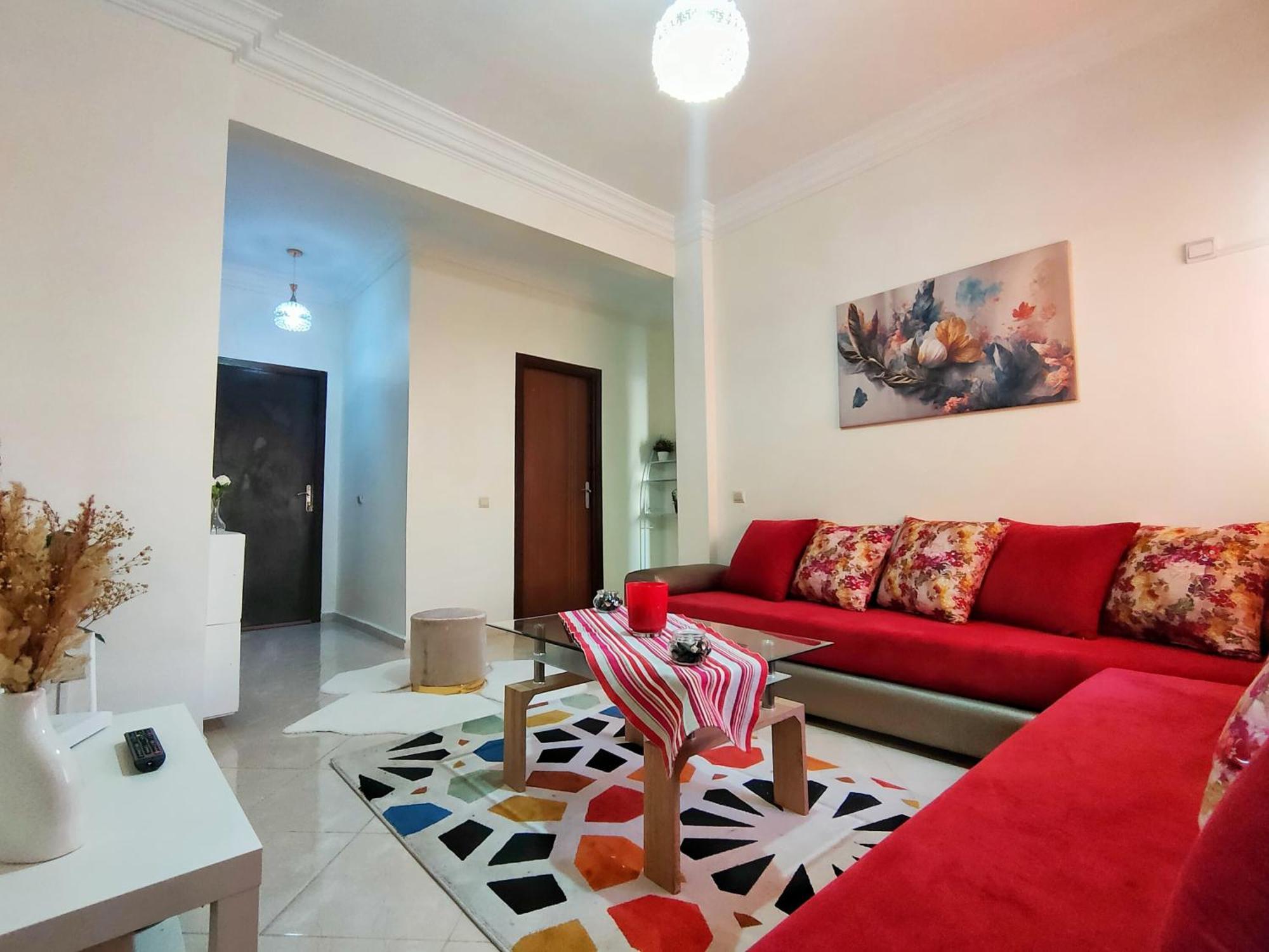 Stylish & Bright Apartment