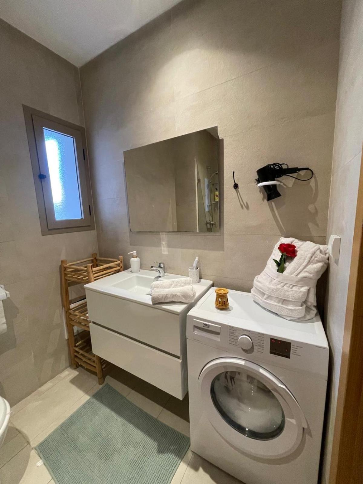 De Luxe Avec Jardin Vue Sur La Piscine Golf Securise 24h Sur 24 A 5 Minutes De L Aeroport Marrakesh