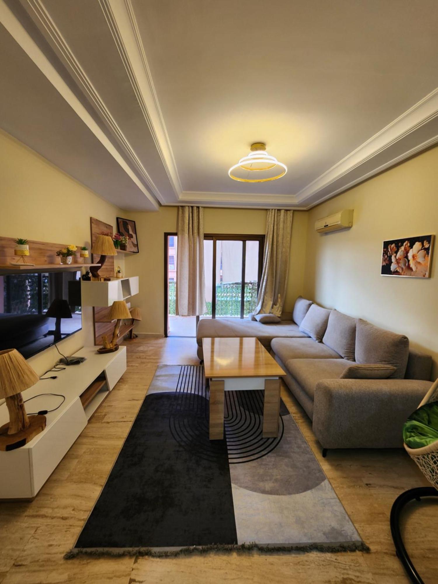 De Luxe Apartment *