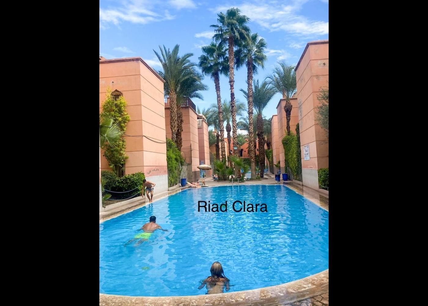 Clara With Jacuzzi *