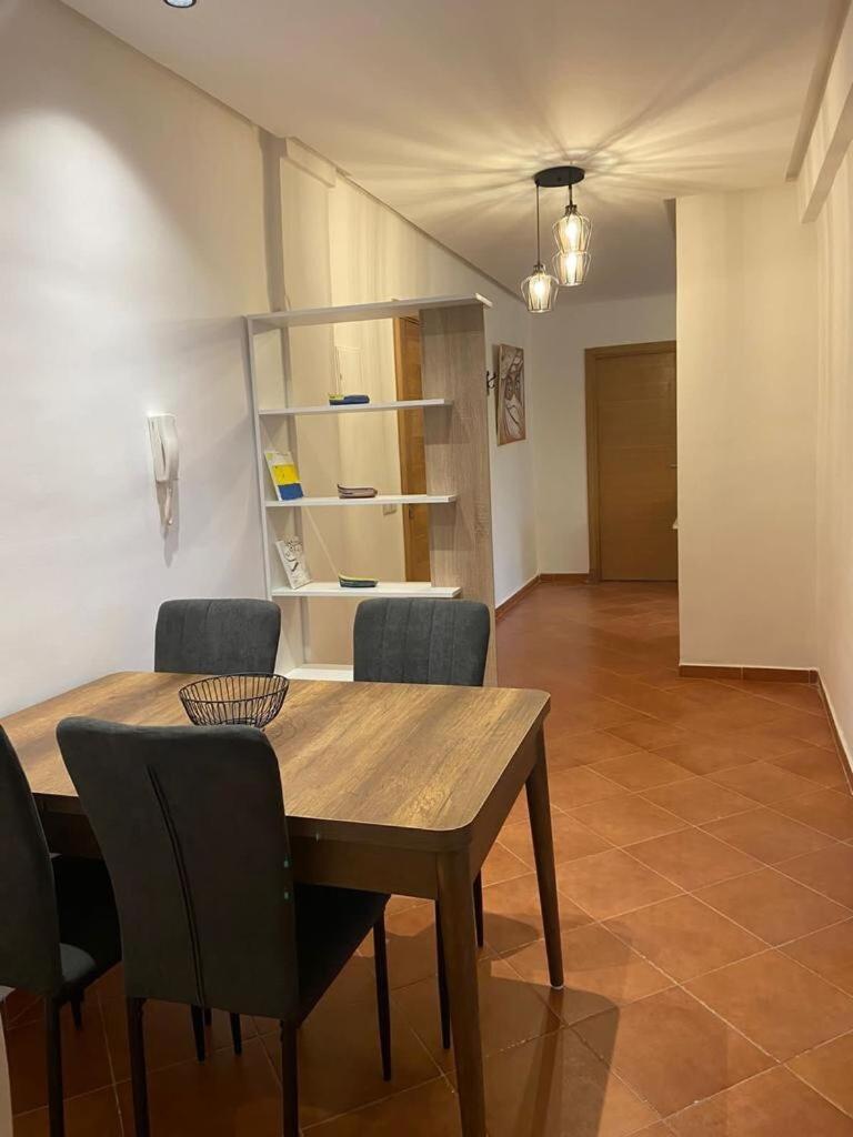 Apartment 4-person Gueliz Blida