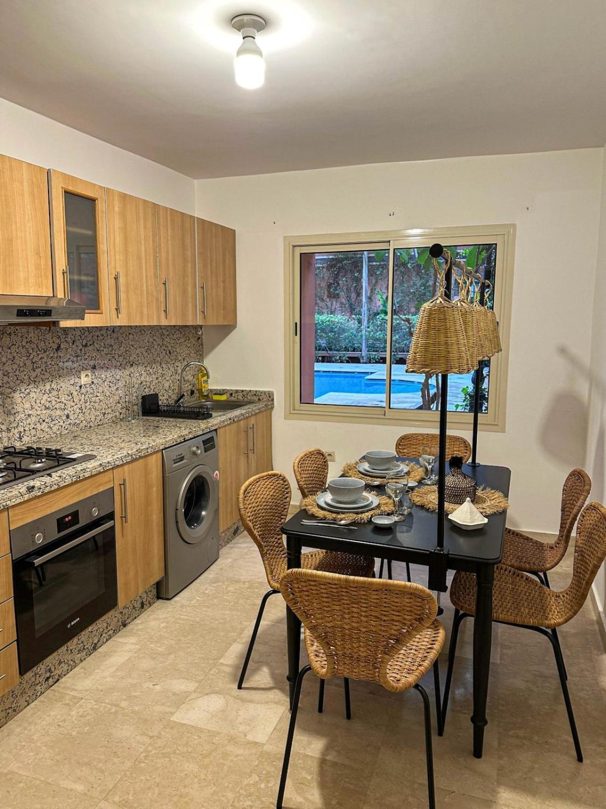 Appartement Oasis - 7 Min From Majorelle - Medina And Nightlife With Ac And Pool