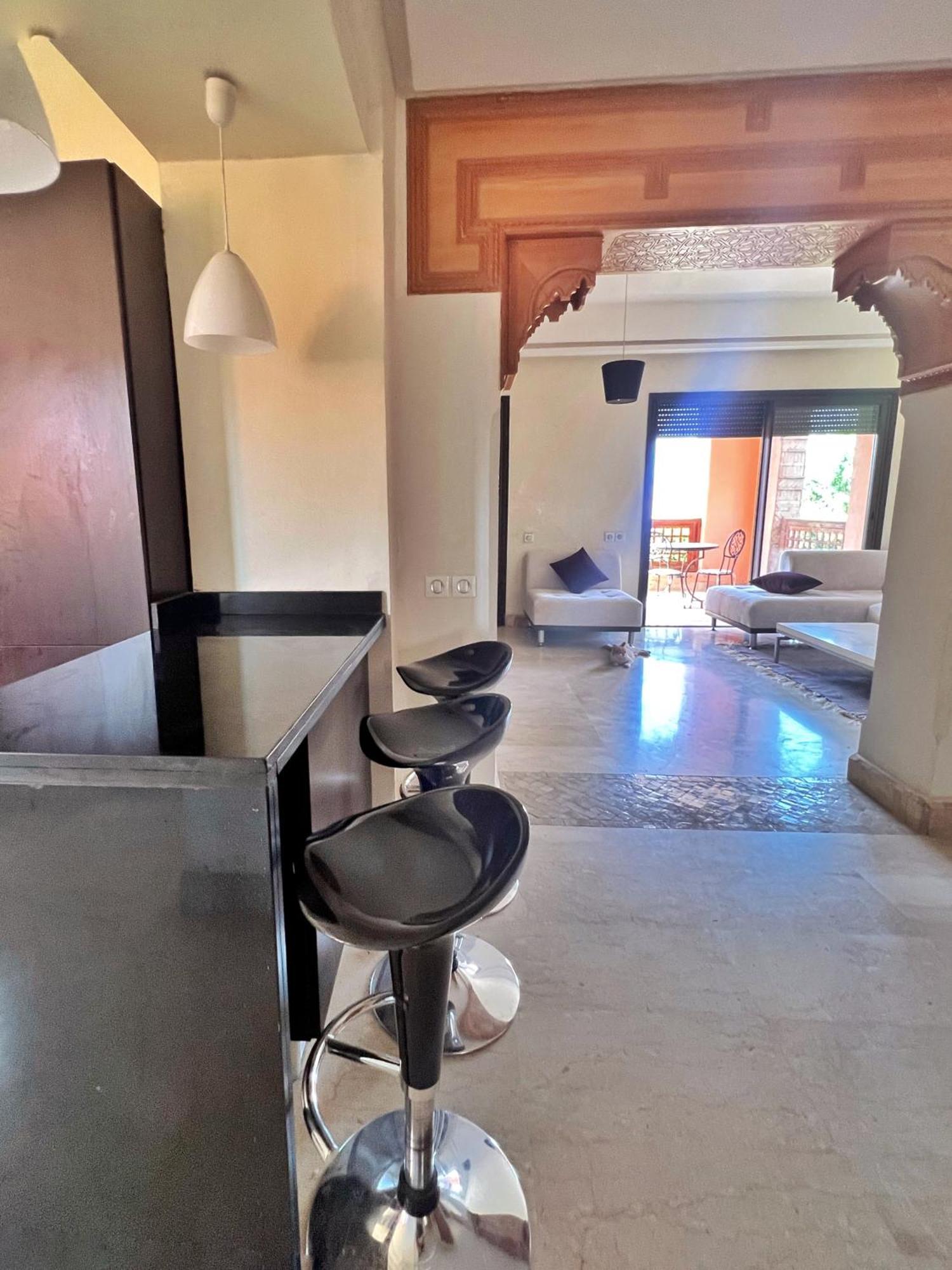 Bright W/ Pool Appartement *