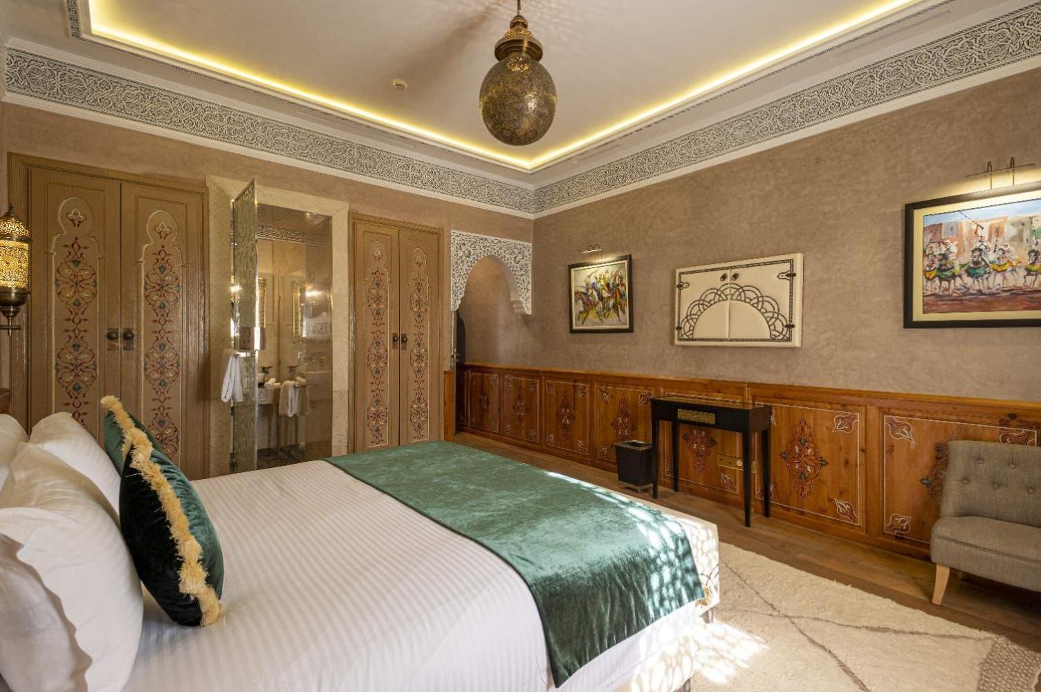 Luxury Boom Marrakech Villa *