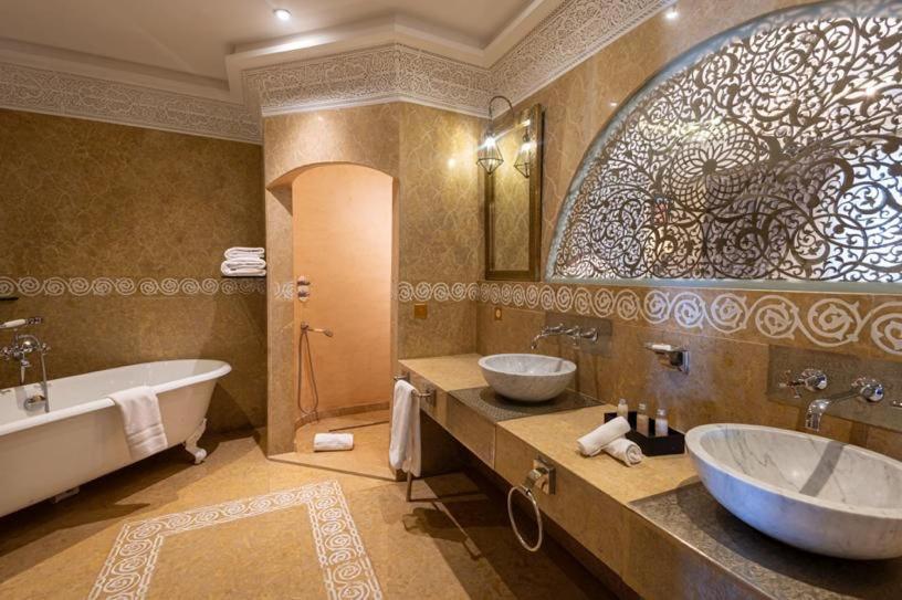 Luxury Boom Marrakech Villa *