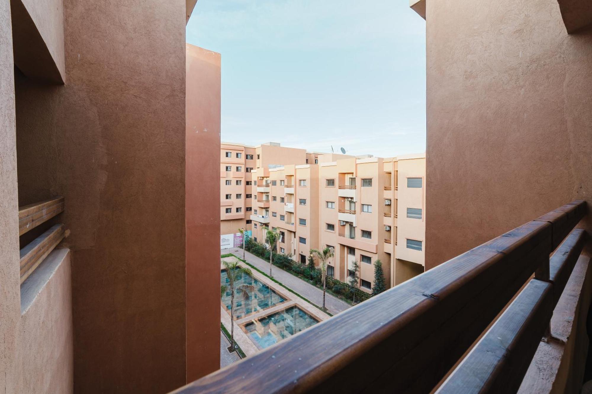Apartment New Proche M Avenue , Swimming Pool , Fibre Optique Wifi , Parking Marrakesh