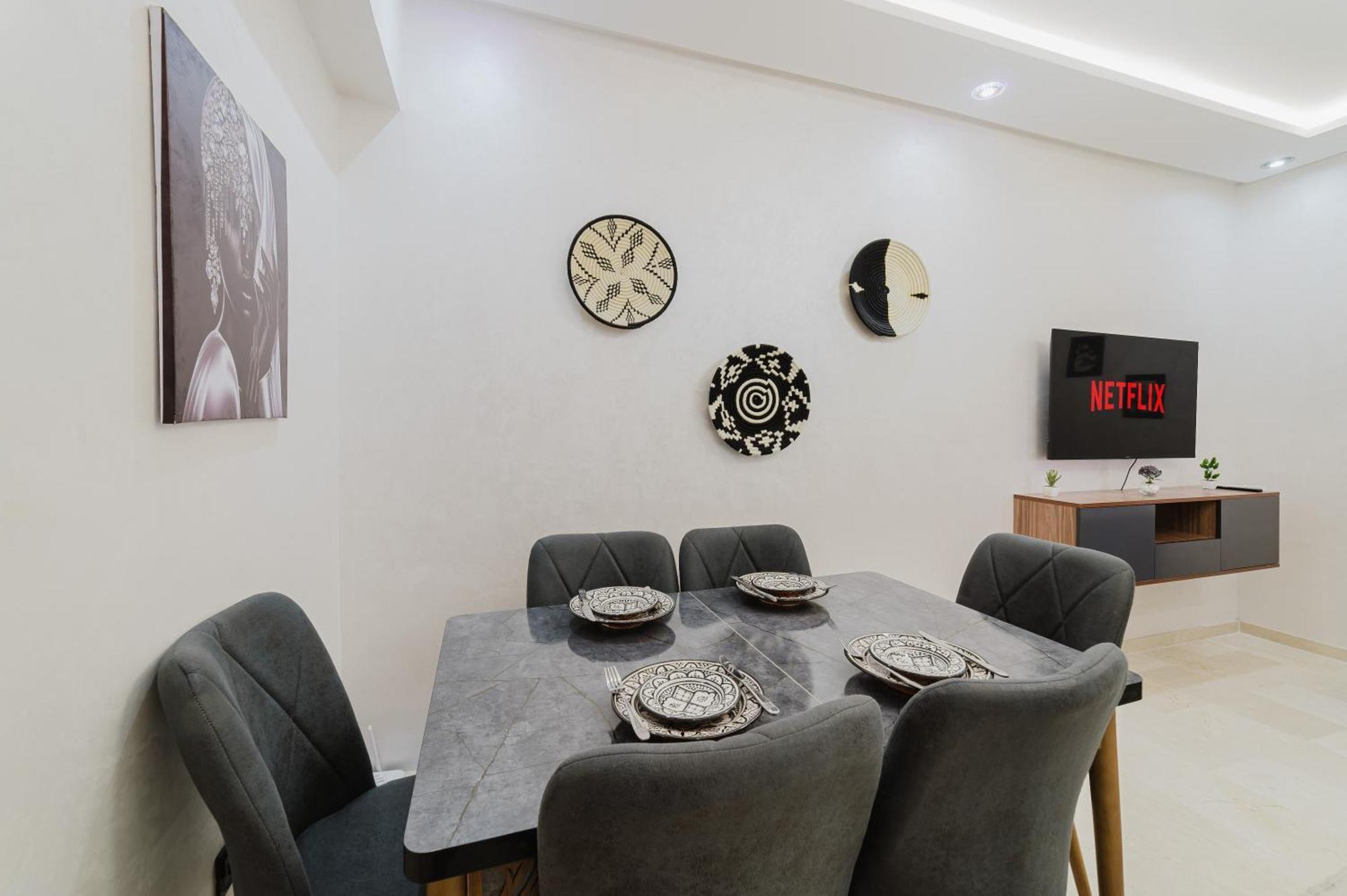 New Proche M Avenue , Swimming Pool , Fibre Optique Wifi , Parking *