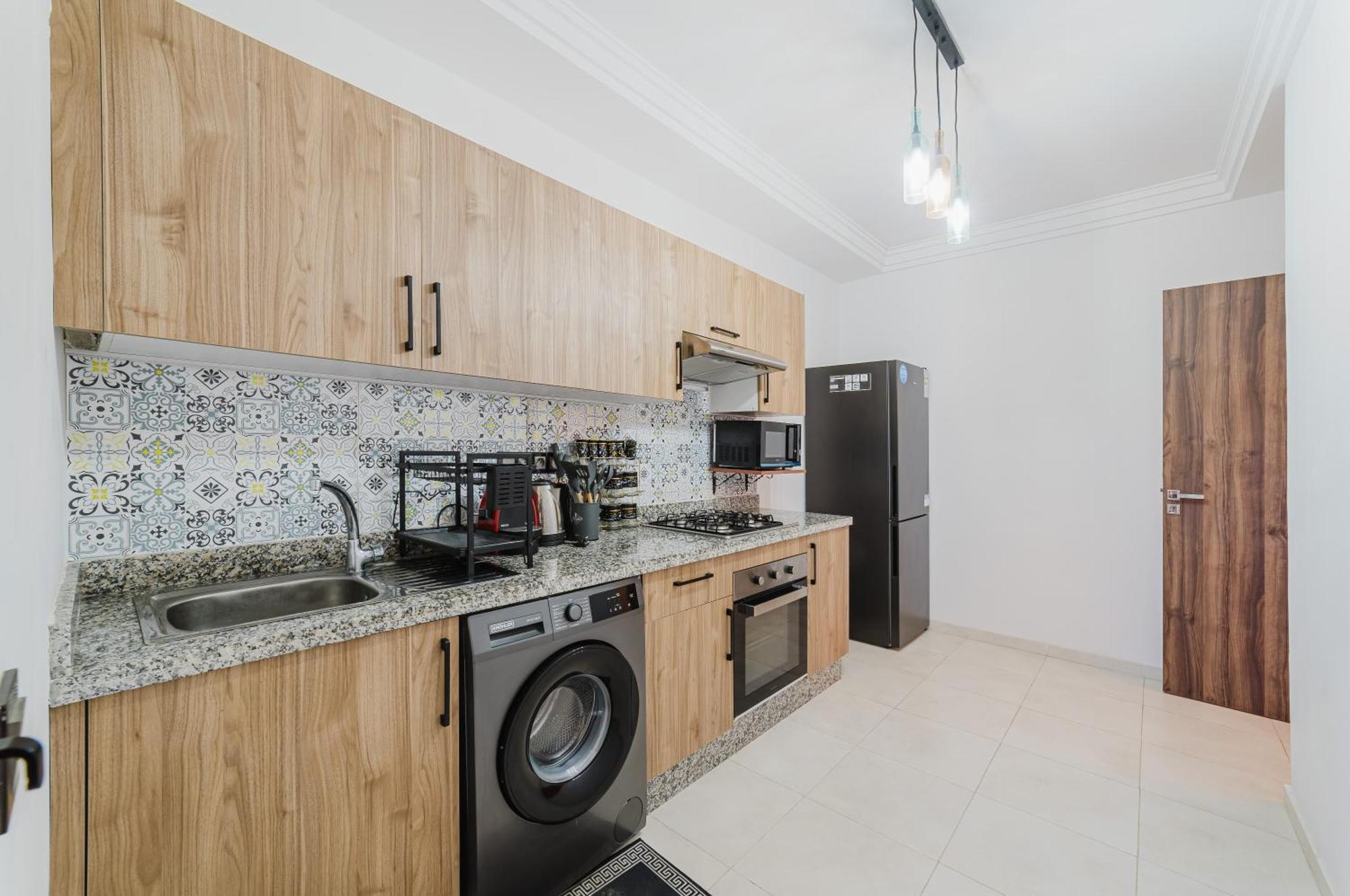 New Proche M Avenue , Swimming Pool , Fibre Optique Wifi , Parking Apartment Marrakesh