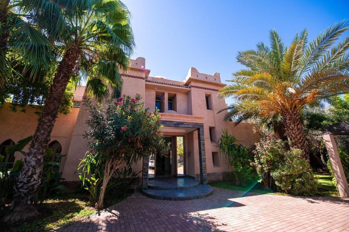 Lumina Villa