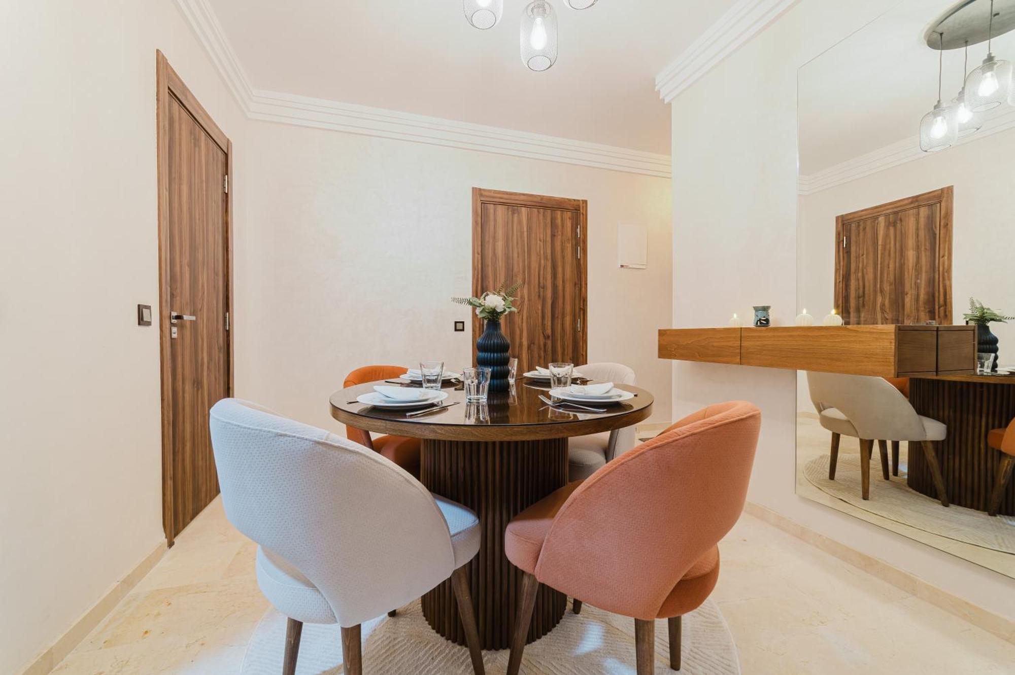 New! Modern Appart, Parking , Piscine & Fiber Wifi Gueliz Centre Appartement *